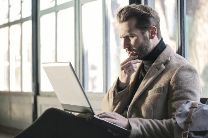 Hva er best å investere i - utleiebolig eller aksjefond?